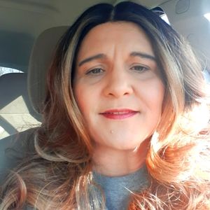 Meet your Posher, Angie